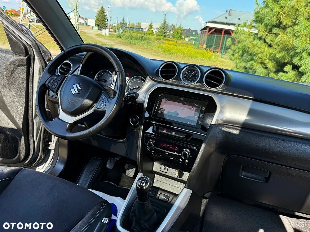 Suzuki Vitara 1.6 Premium 2WD - 6