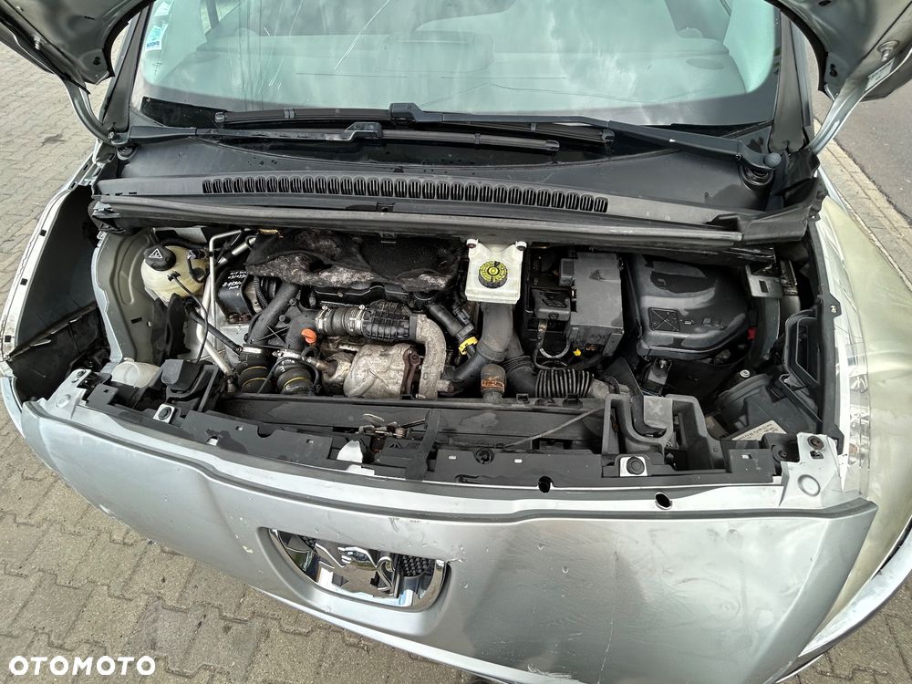 Peugeot 5008 - 7