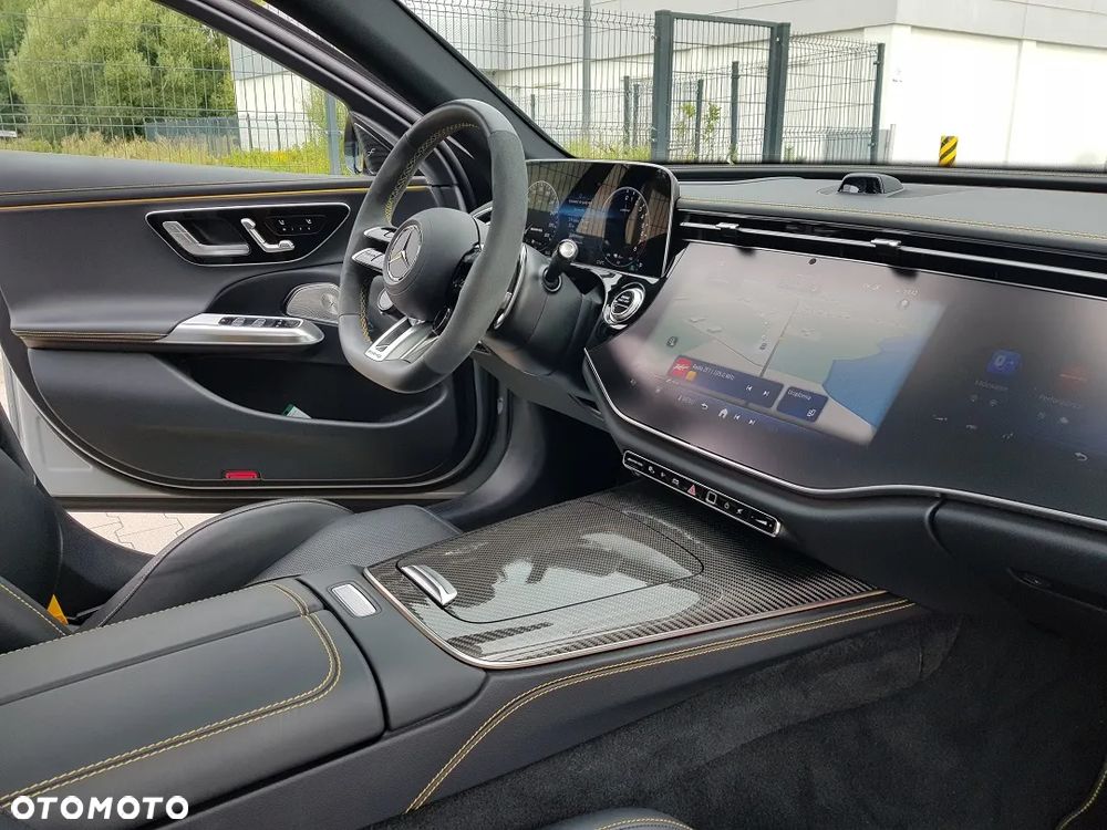 Mercedes-Benz Klasa E AMG 53 PHEV 4Matic+ 9G-Tronic TCT - 25