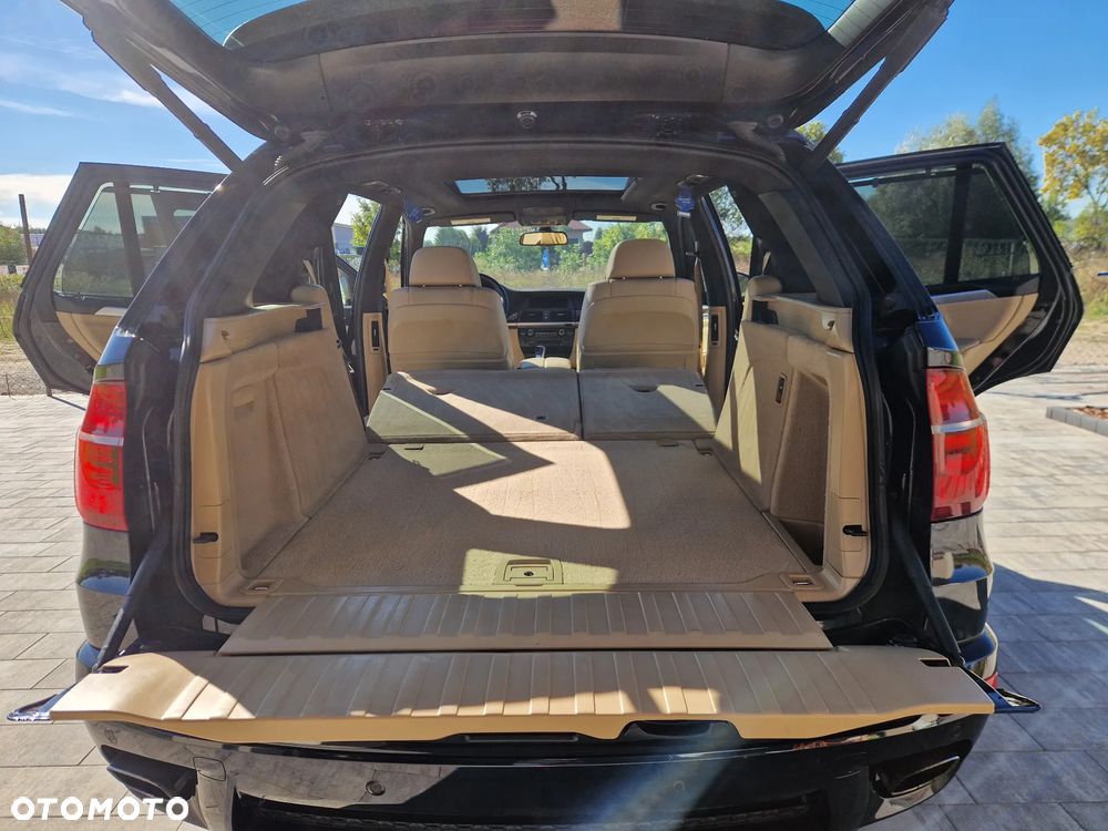 BMW X5 xDrive50i - 15