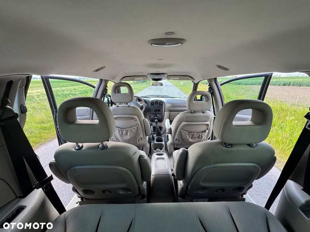 Chrysler Voyager 2.5 SE CRD - 7