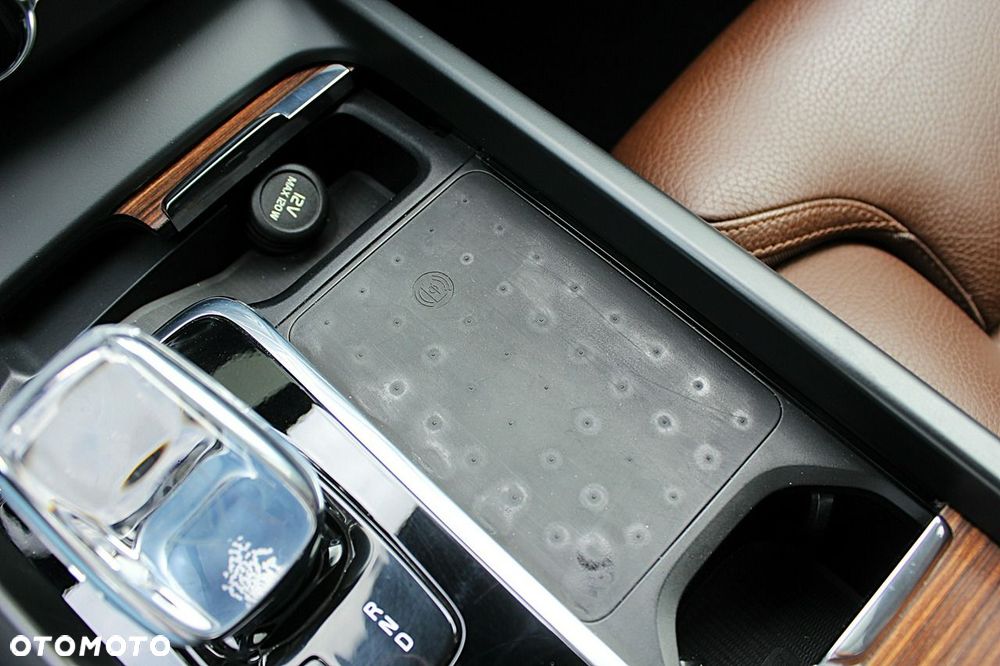 Volvo XC 60 B5 D AWD Geartronic Inscription - 38