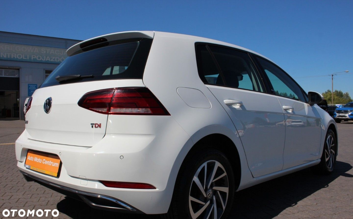 Volkswagen Golf - 5