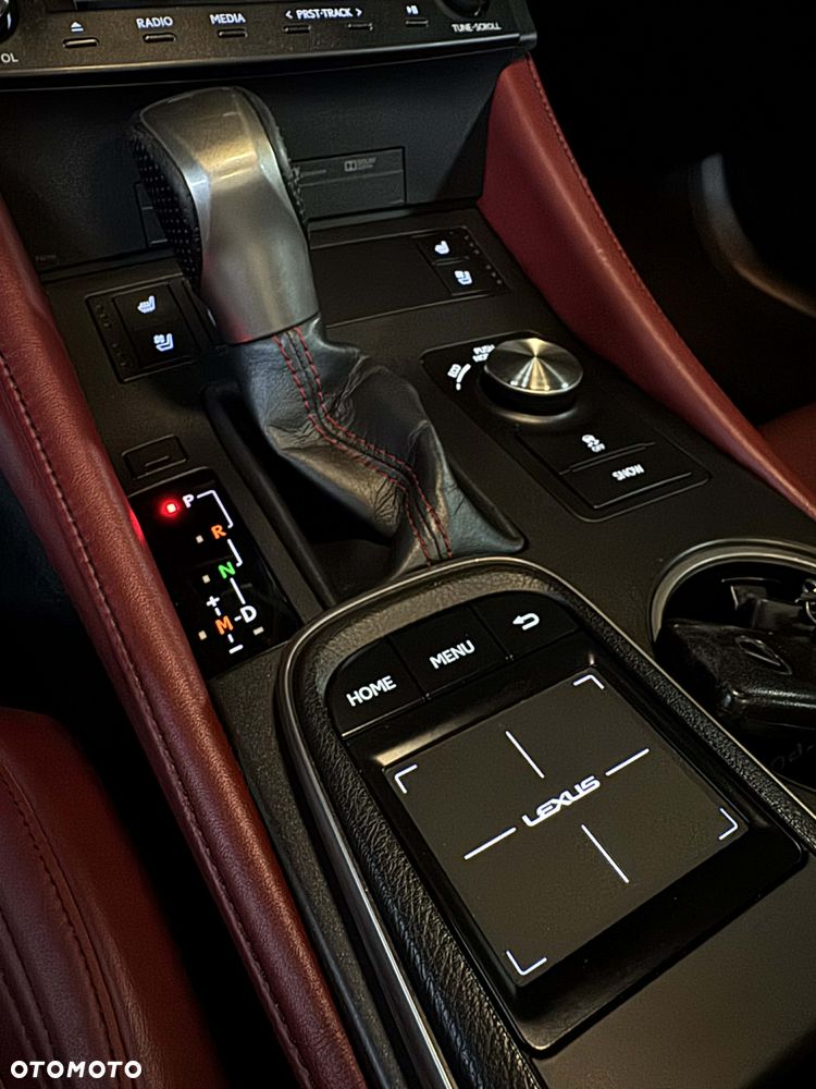 Lexus RC - 14