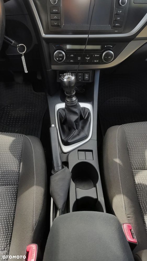 Toyota Auris 1.4 D-4D Premium Comfort - 13