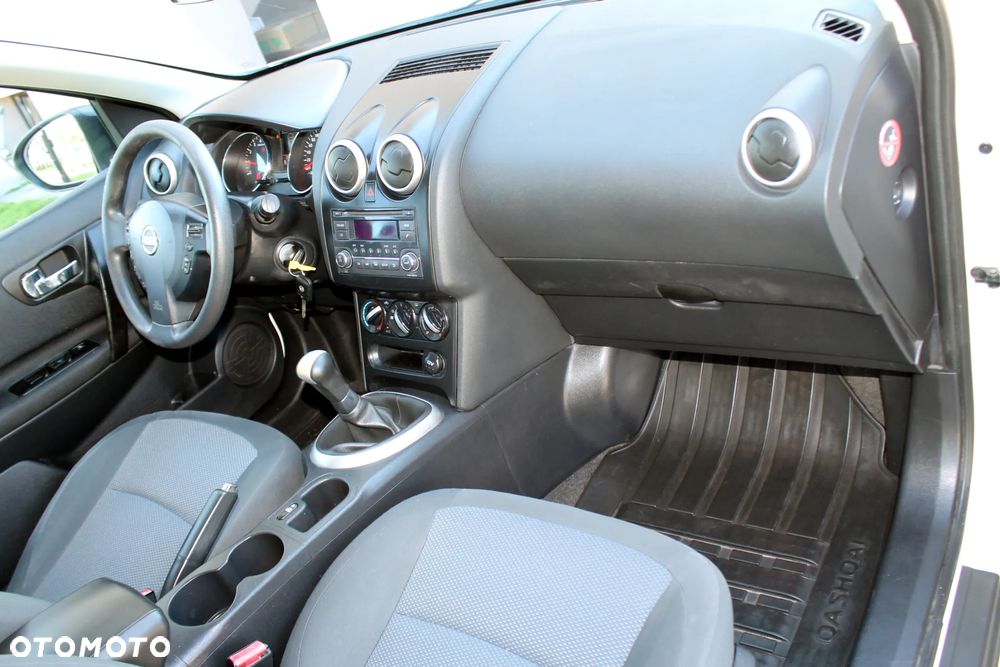 Nissan Qashqai 1.6 acenta - 13