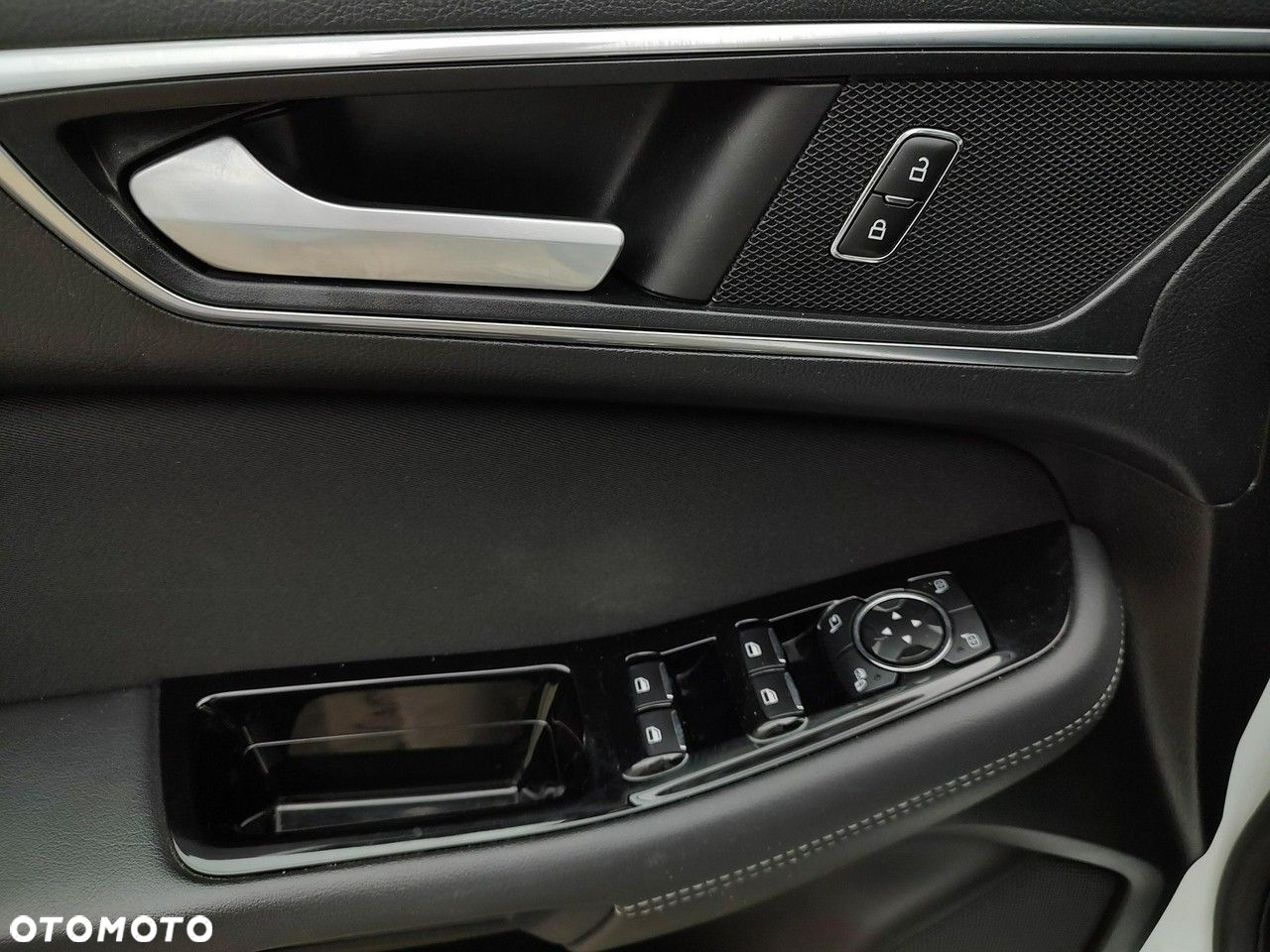 Ford Galaxy - 33