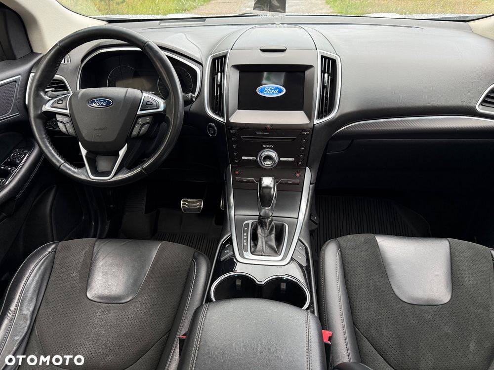 Ford Edge 2.0 TDCi Bi-Turbo 4x4 ST-LINE - 3