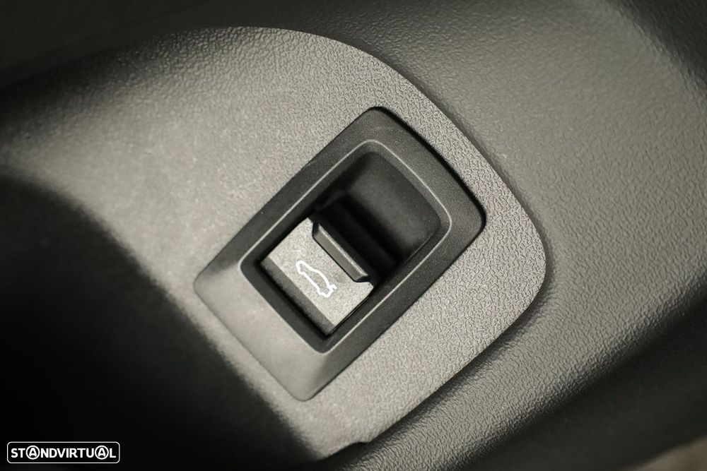 BMW 520 d Pack Desportivo M - 22