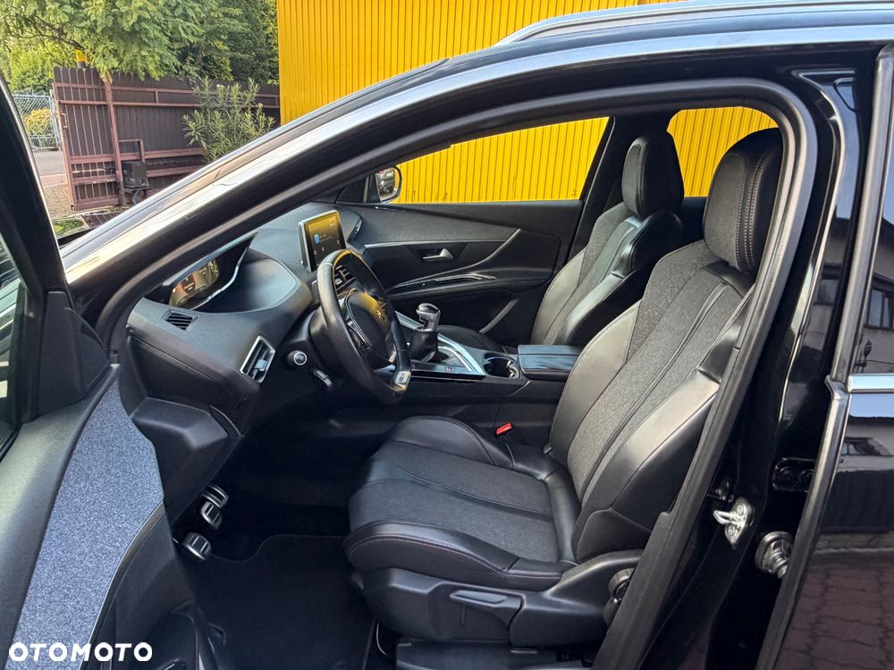 Peugeot 3008 - 18
