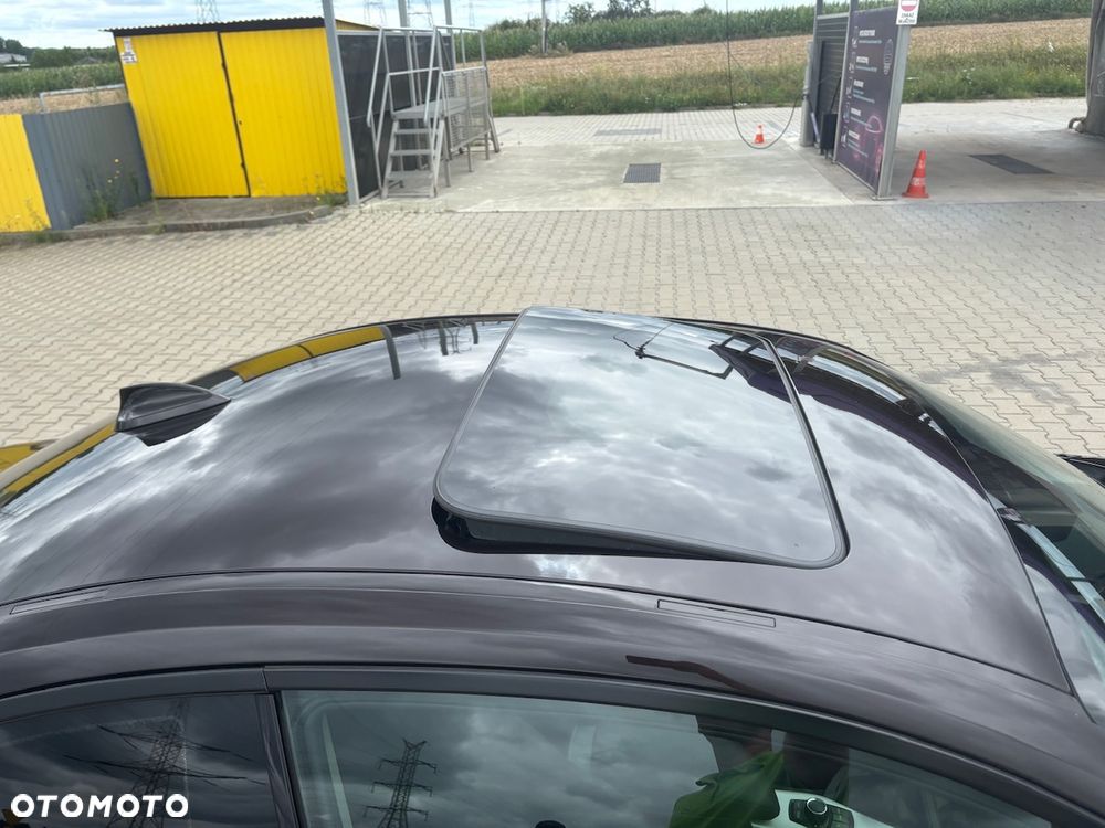 BMW Seria 2 218d Coupe - 9