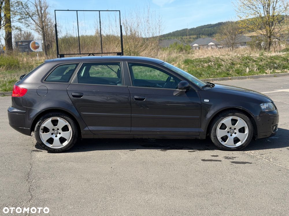 Audi A3 Sportback 2.0 TFSI Attraction - 14