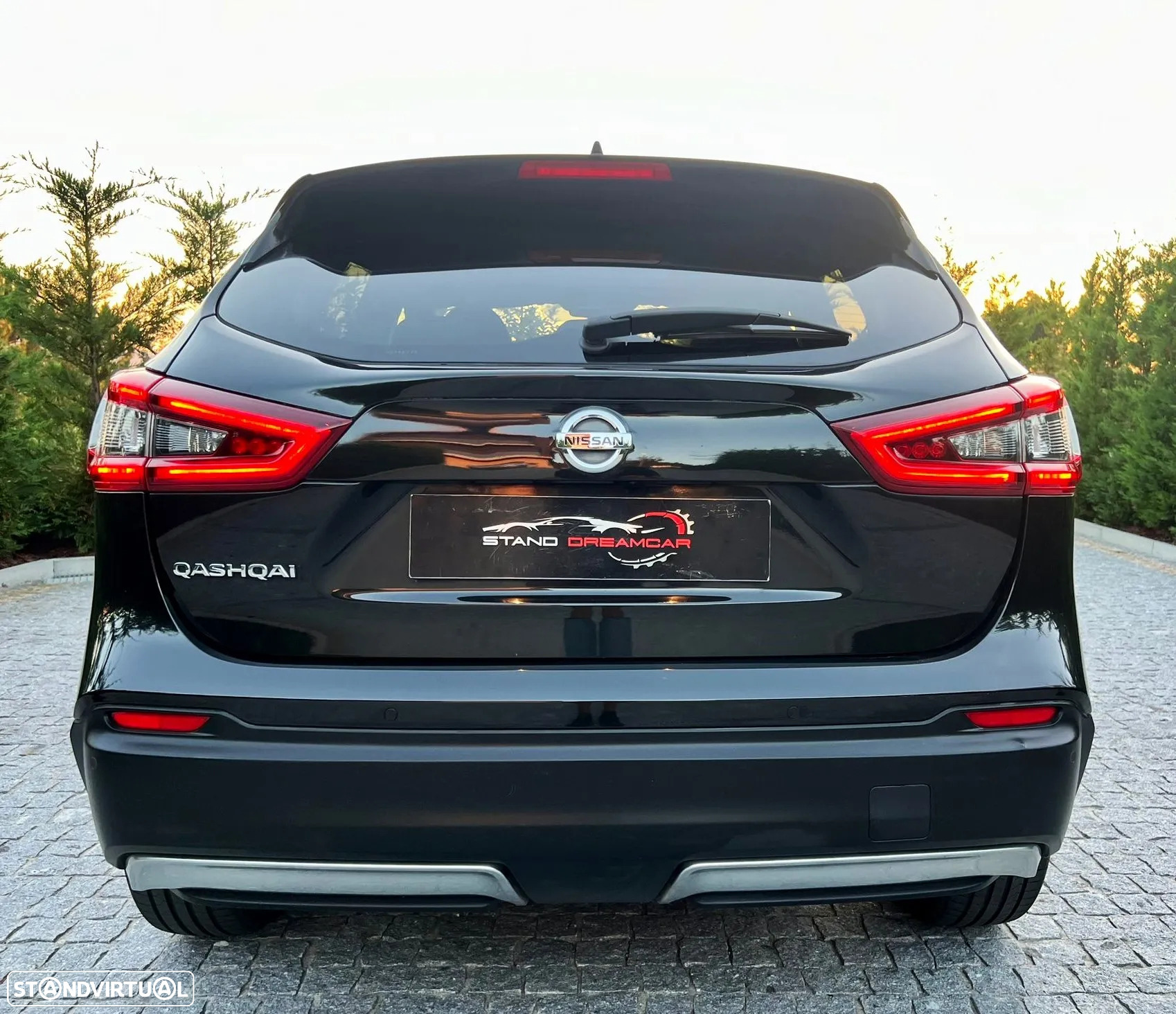 Nissan Qashqai 1.5 dCi N-Connecta 18 - 8