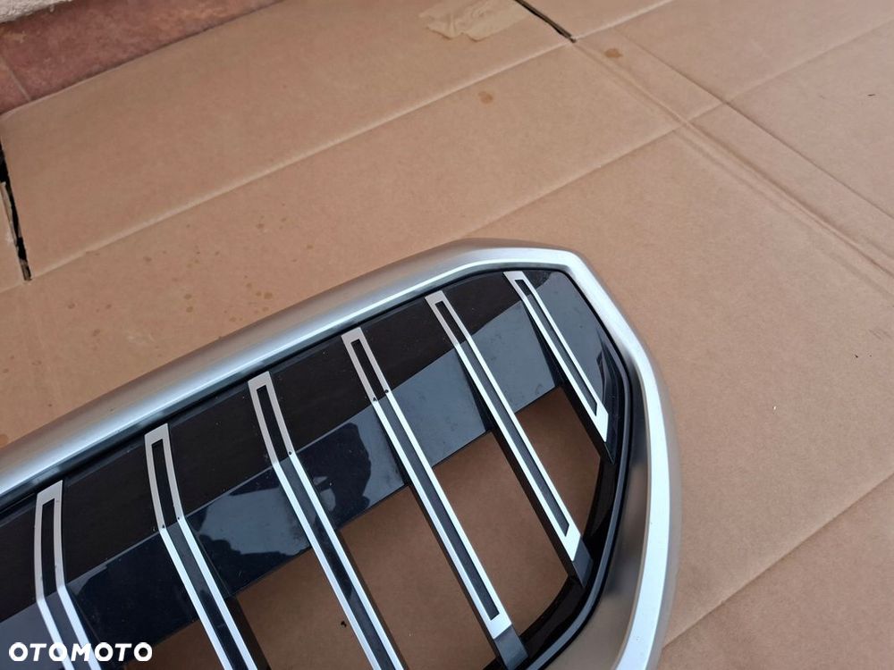 GRILL ATRAPA BMW 5 V G60 ORYGINAŁ - 2