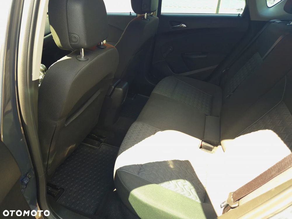 Opel Astra 1.4 T Active - 27