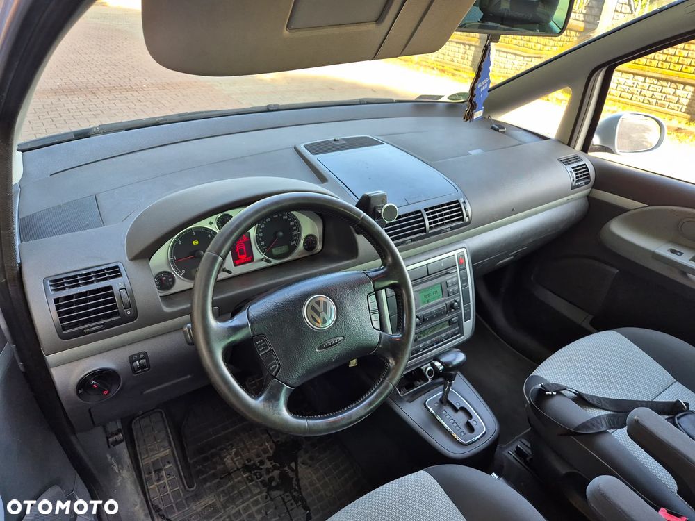Volkswagen Sharan 1.9 TDI Automatik Freestyle - 5
