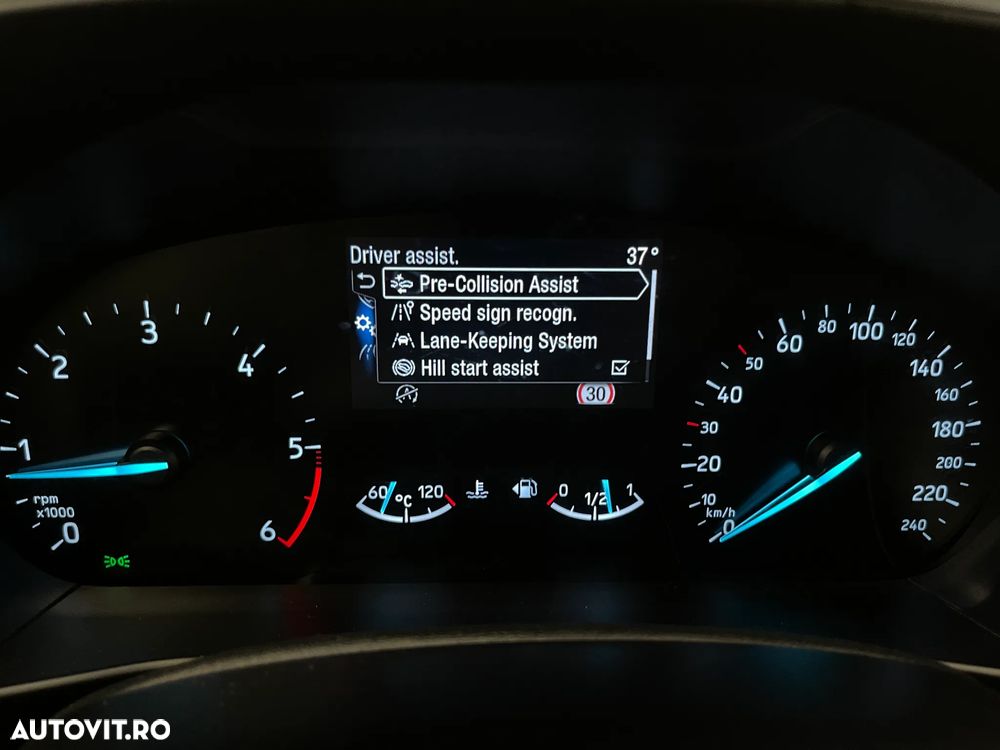 Ford Focus 1.5 EcoBlue Titanium - 20