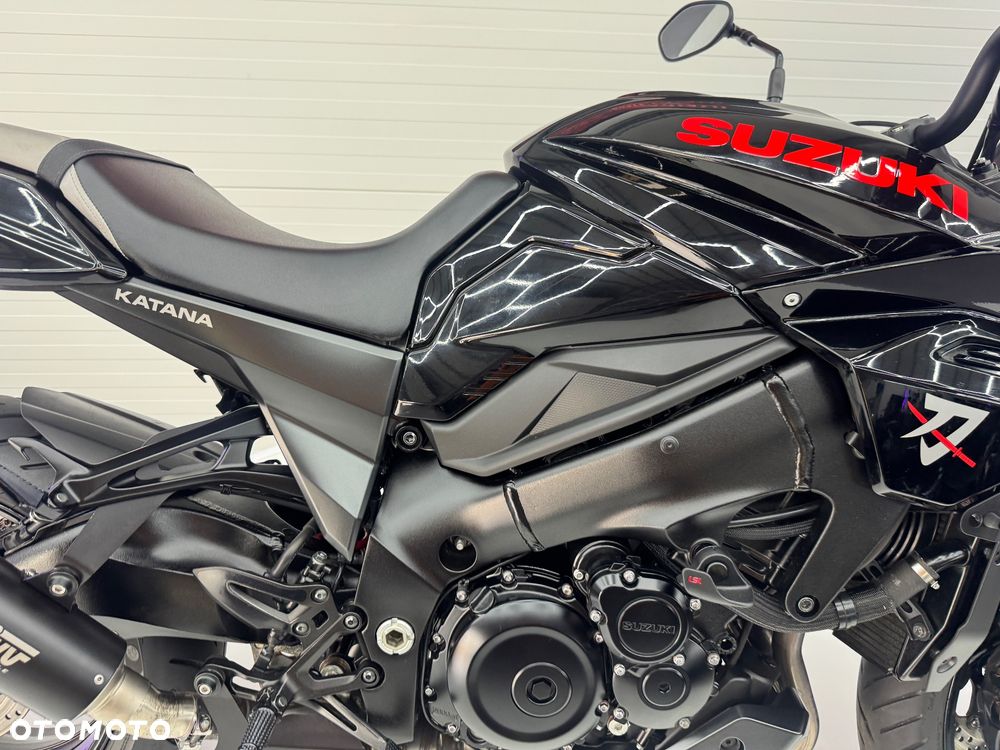 Suzuki GSX - 29