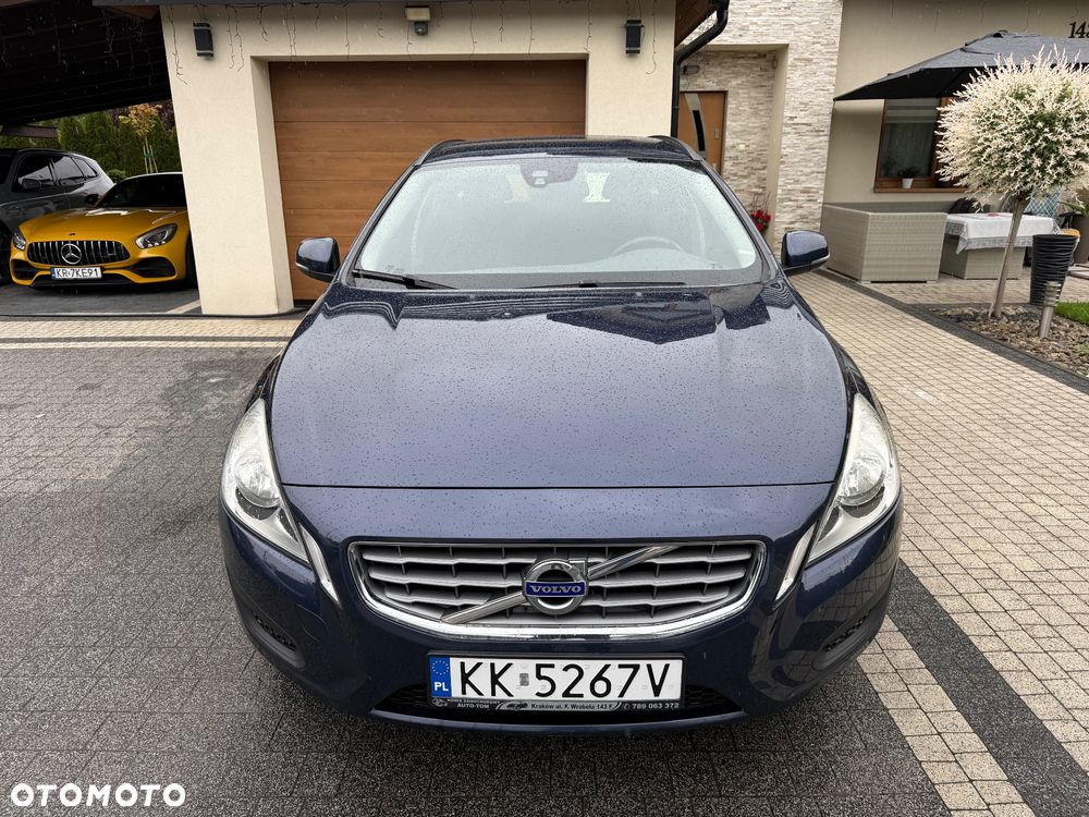 Volvo V60 T3 Edition - 4