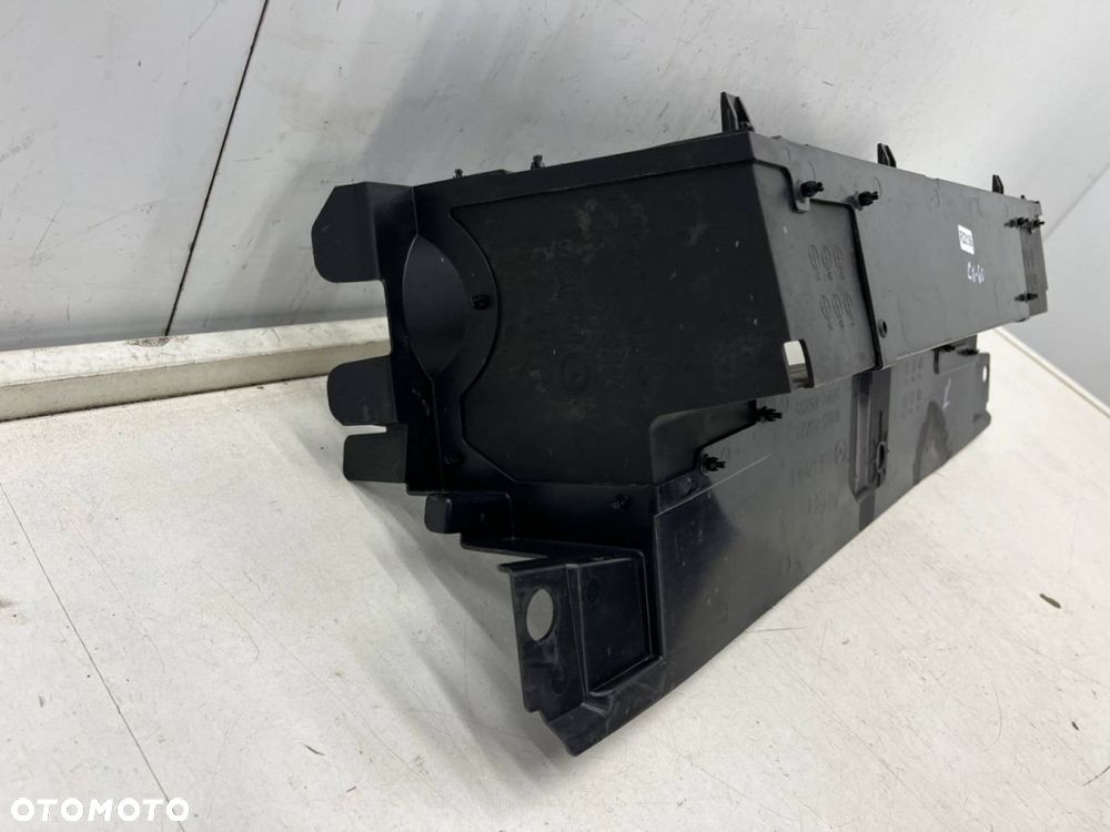 Osłona chłodnicy Mazda CX-60 22r.- DOLNA kierownica powietrza pasa przedniego ramka wlot atrapy - 2
