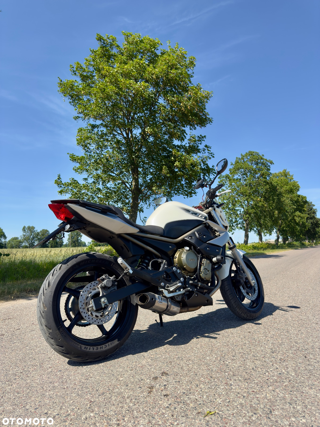 Yamaha XJ - 3