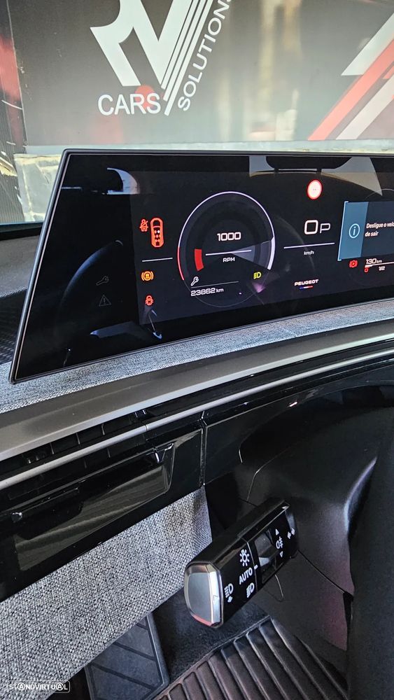 Peugeot 5008 1.2 Hybrid Allure e-DCS6 - 29