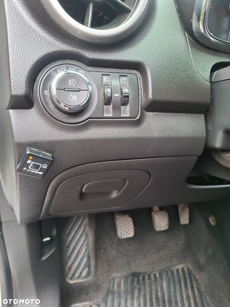 Chevrolet Trax 1.6 LS - 11