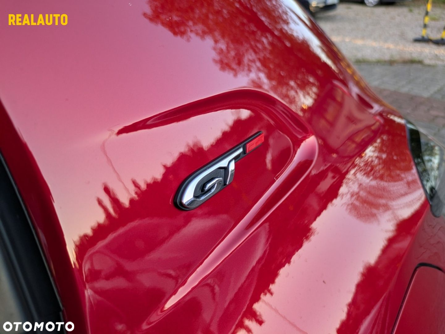 Peugeot 208 - 13