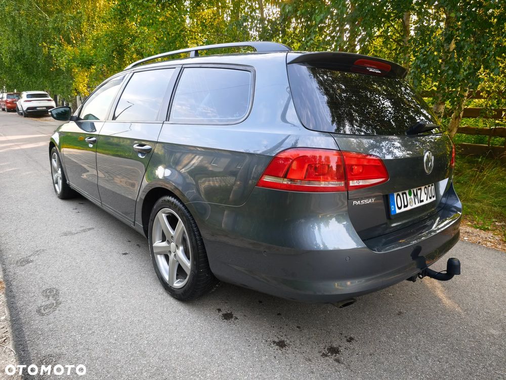 Volkswagen Passat 1.6 TDI DPF BlueMot Trendline - 4