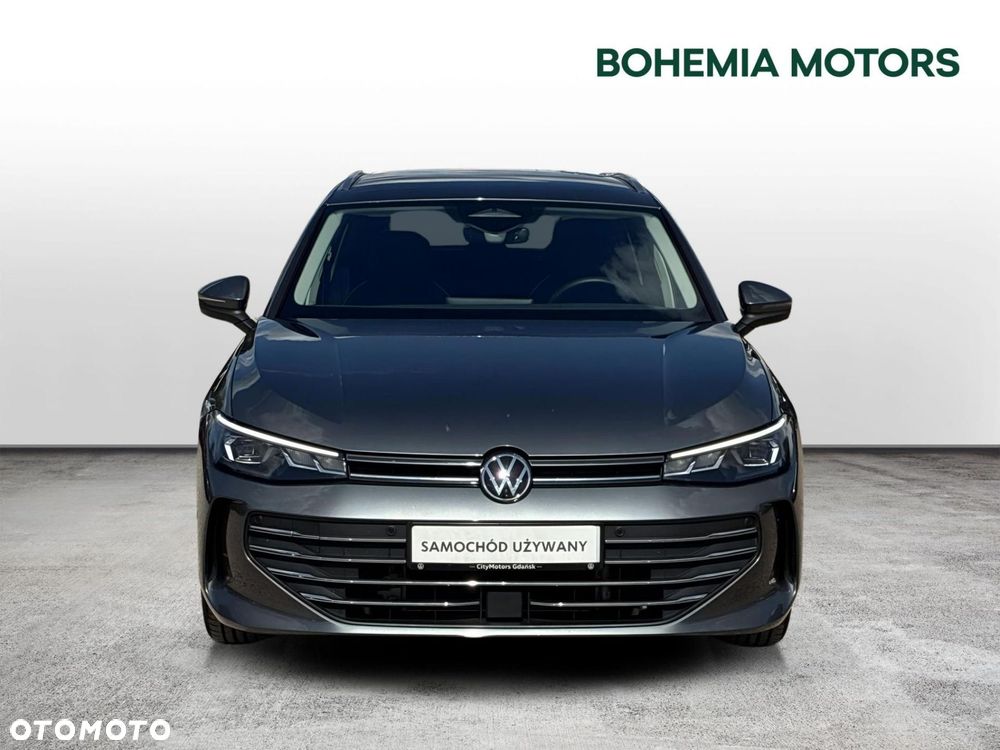Volkswagen Passat - 9