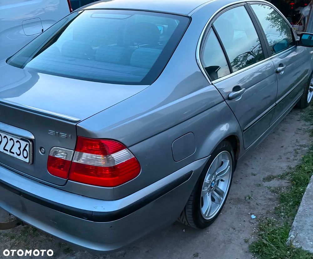 BMW Seria 3 316i - 5