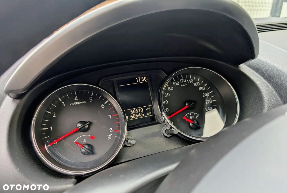 Nissan Qashqai 1.6 Acenta - 5