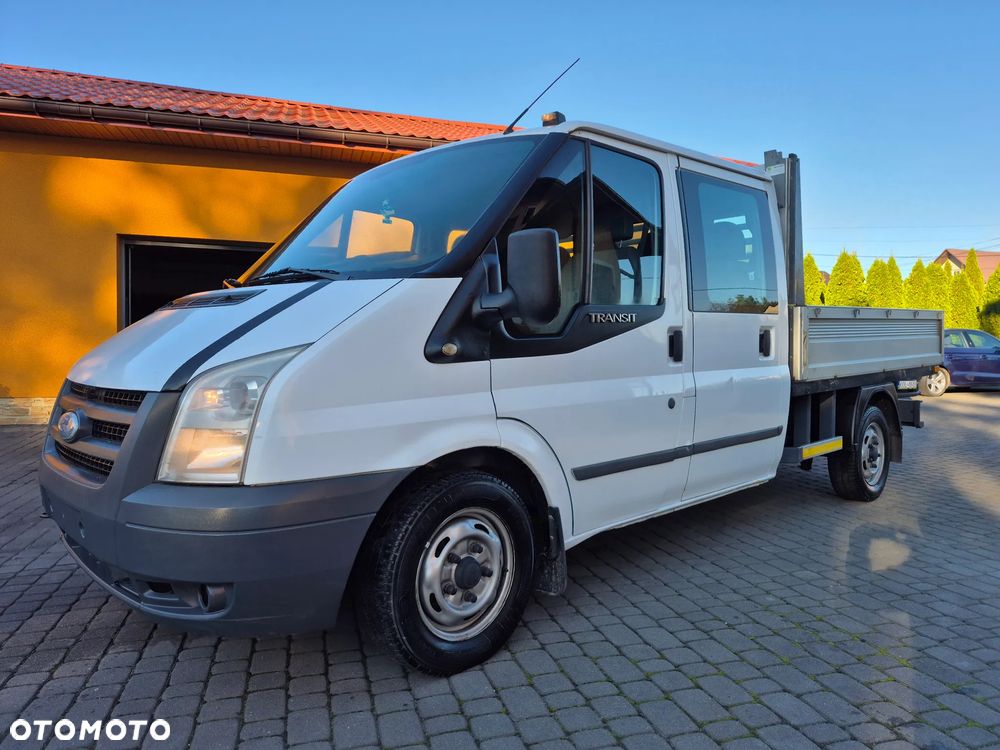Ford Transit - 1