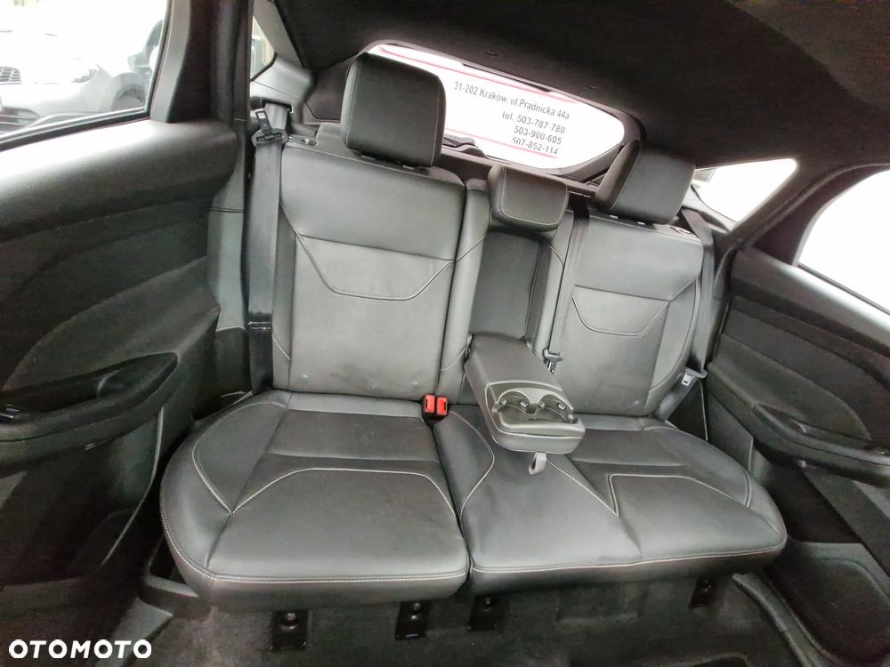 Ford Focus 2.0 EcoBoost ST mit Leder-Exclusiv-Paket - 21