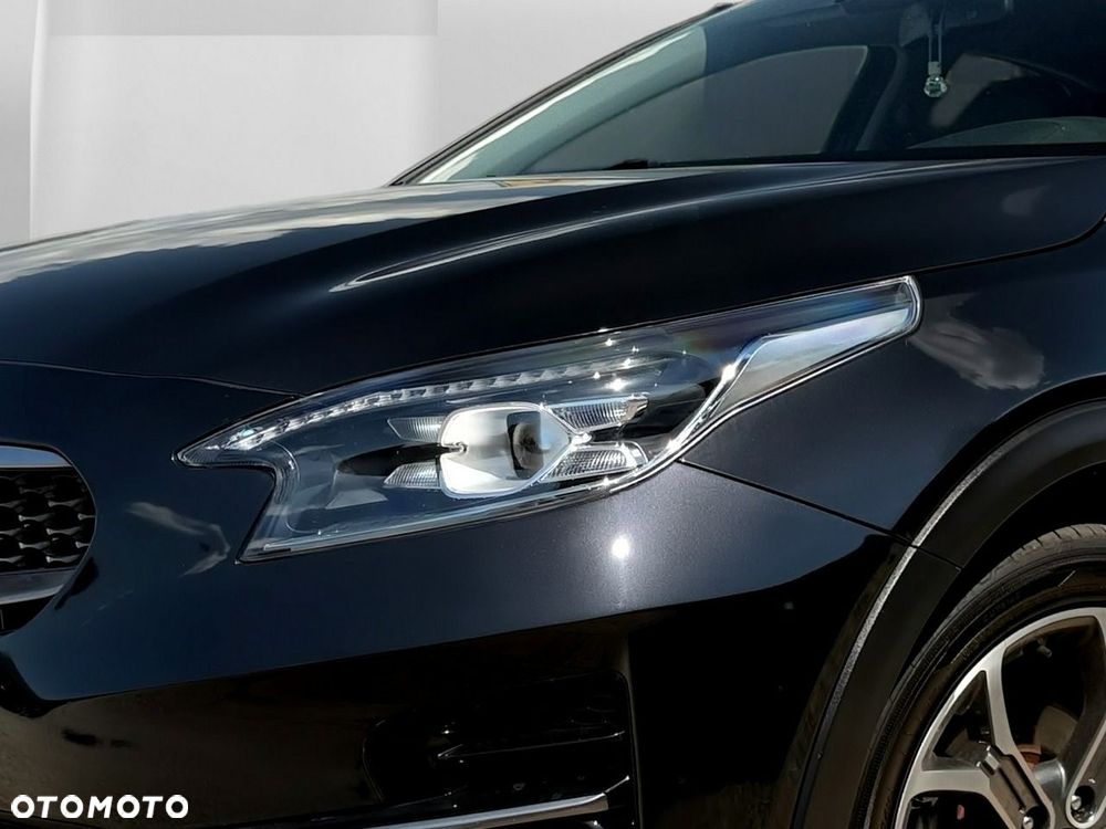Kia XCeed - 8