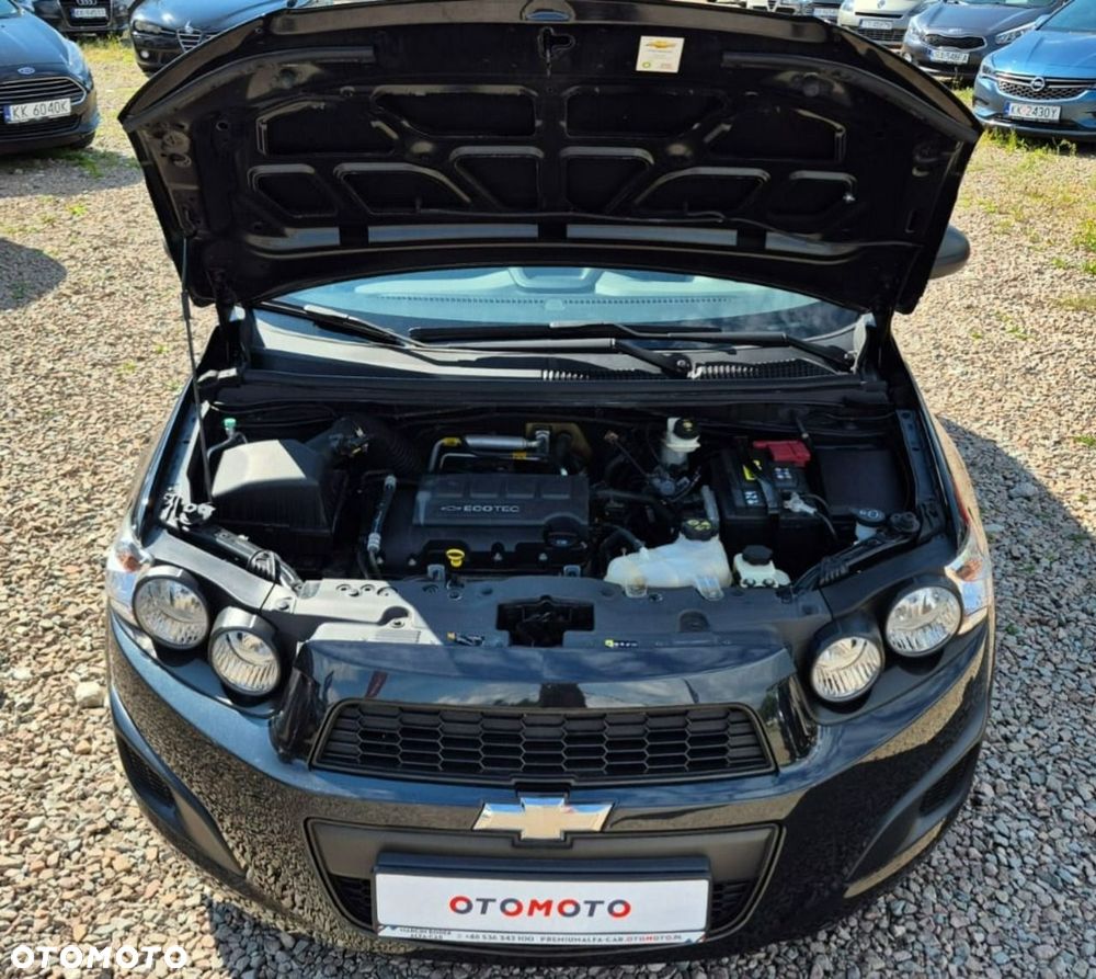 Chevrolet Aveo - 12