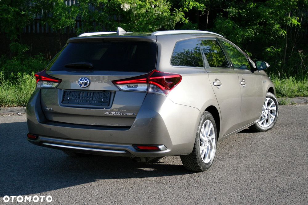 Toyota Auris - 5