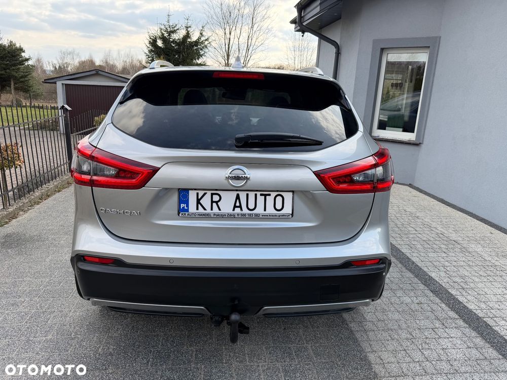 Nissan Qashqai 1.6 dCi Xtronic TEKNA+ - 24