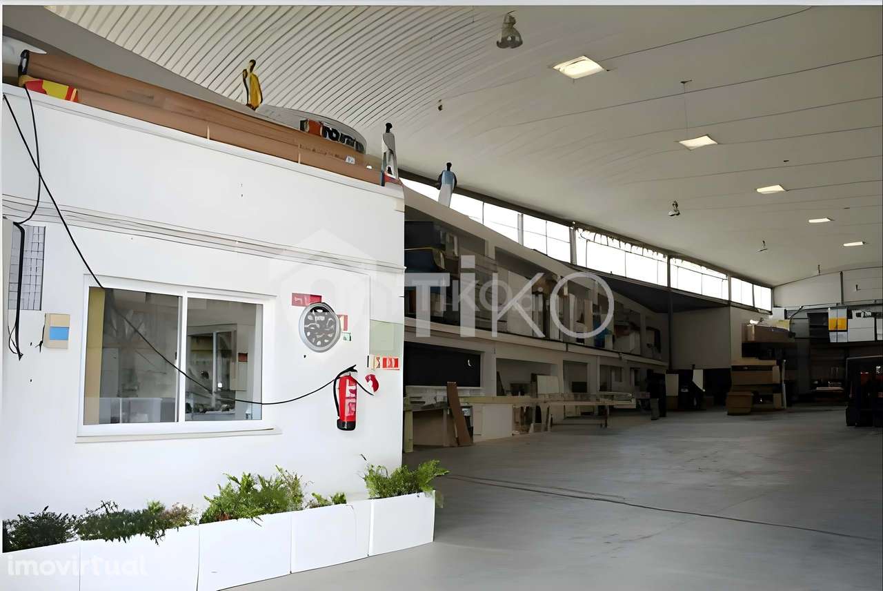 Armazéns logísticos e industriais em Arruda dos Vinhos, Lisboa - Grande imagem: 2/22