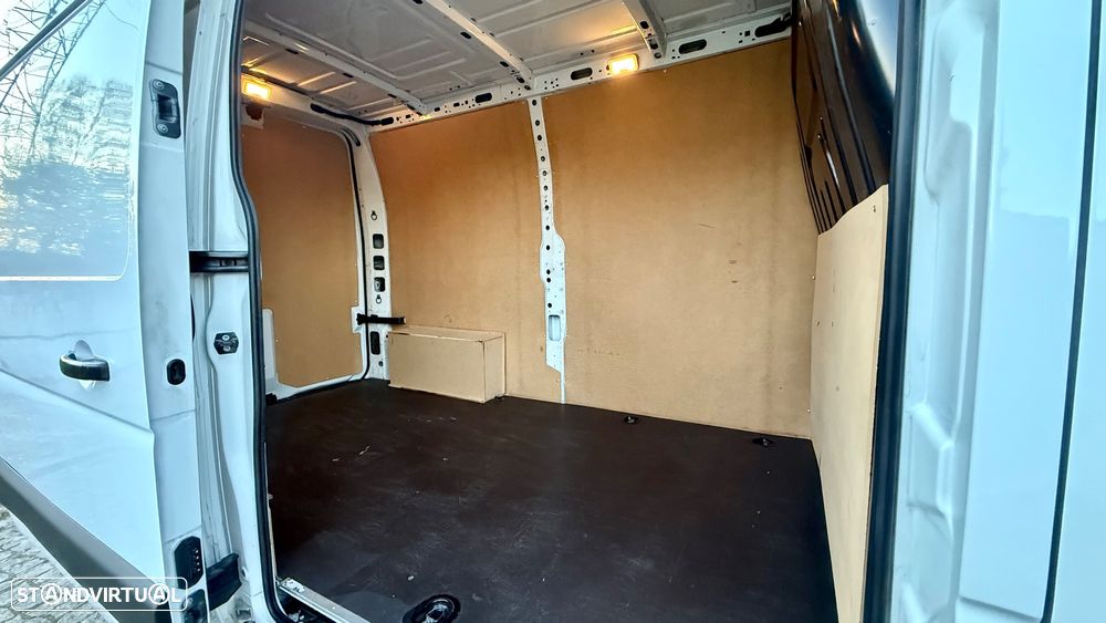 Renault Master Ze - 10