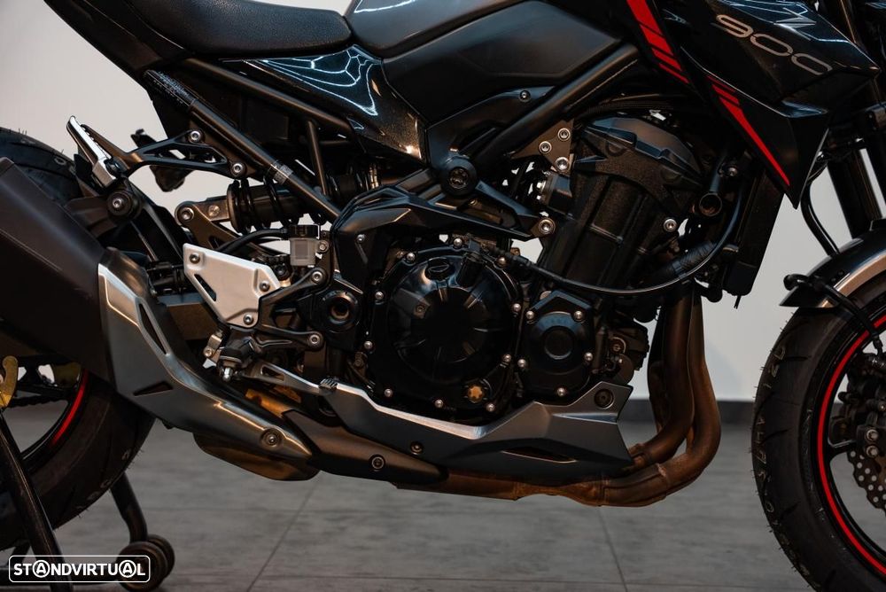 Kawasaki Z 900 - 11
