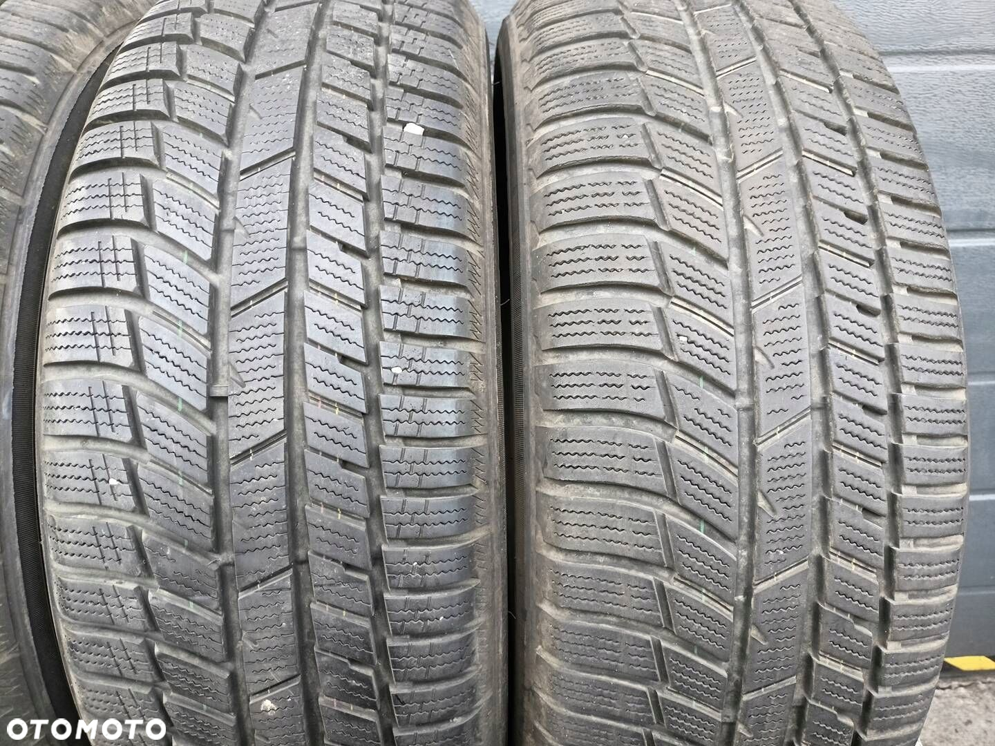 235/55R19 Toyo Snowprox S954 SUV komplet opon zima 7,7mm - 3