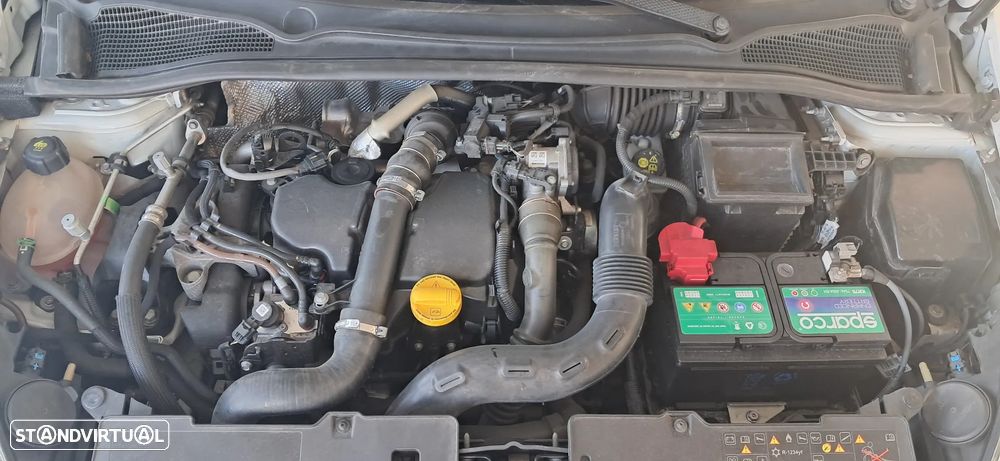 Renault CLIO VAN - 14