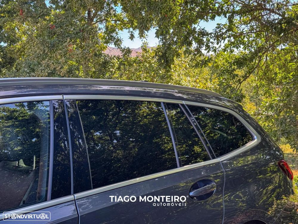 BMW 330 e Pack Desportivo M Auto - 41