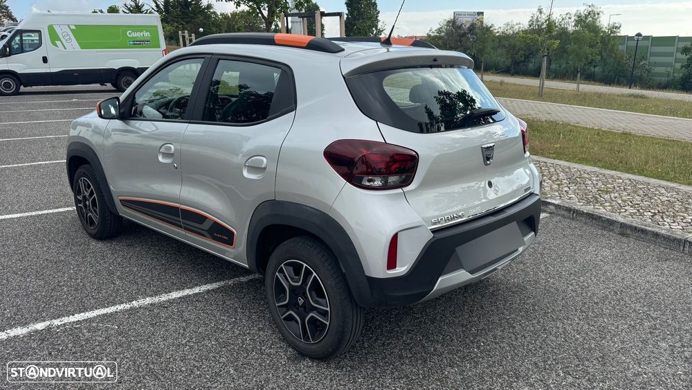 Dacia Spring Comfort Plus - 10