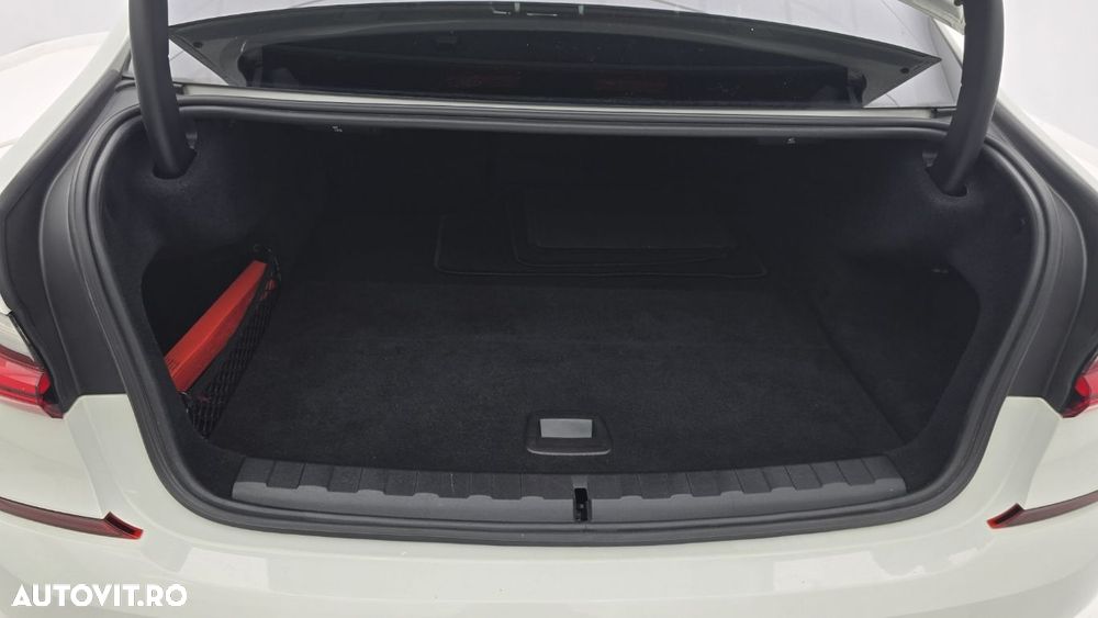 BMW Seria 3 - 24