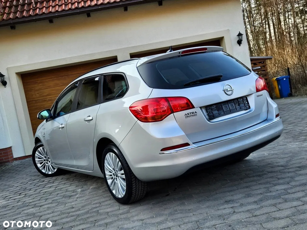 Opel Astra - 9