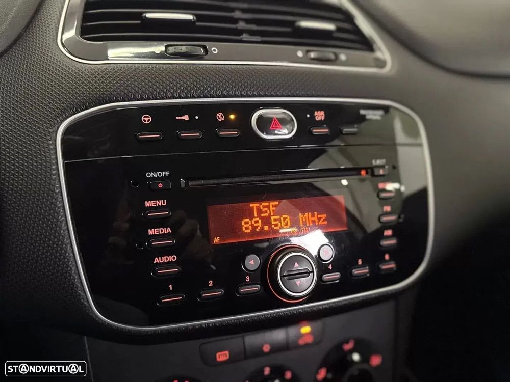 Fiat Punto 1.2 Lounge S&S - 25