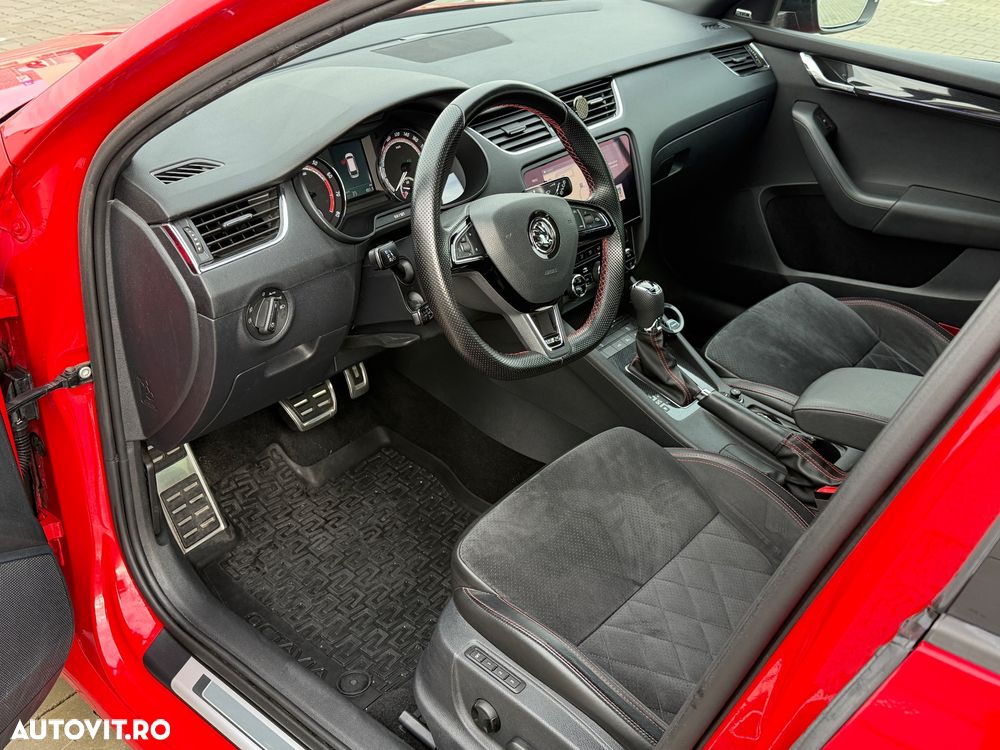 Skoda Octavia 2.0 TSI DSG RS 245 - 9