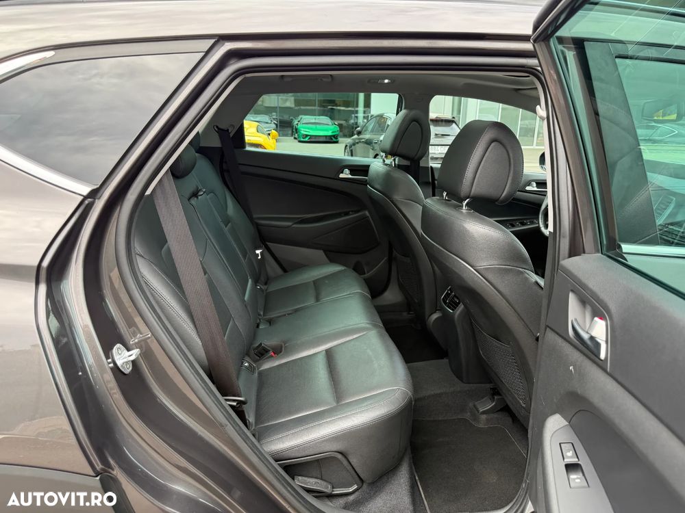 Hyundai Tucson 2.0 CRDI 4WD 6AT Premium+ - 15